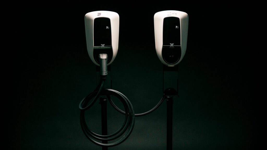 Müteahhitler için projelerde profesyonel şarj işletmeciliği ve istasyon yönetimi.